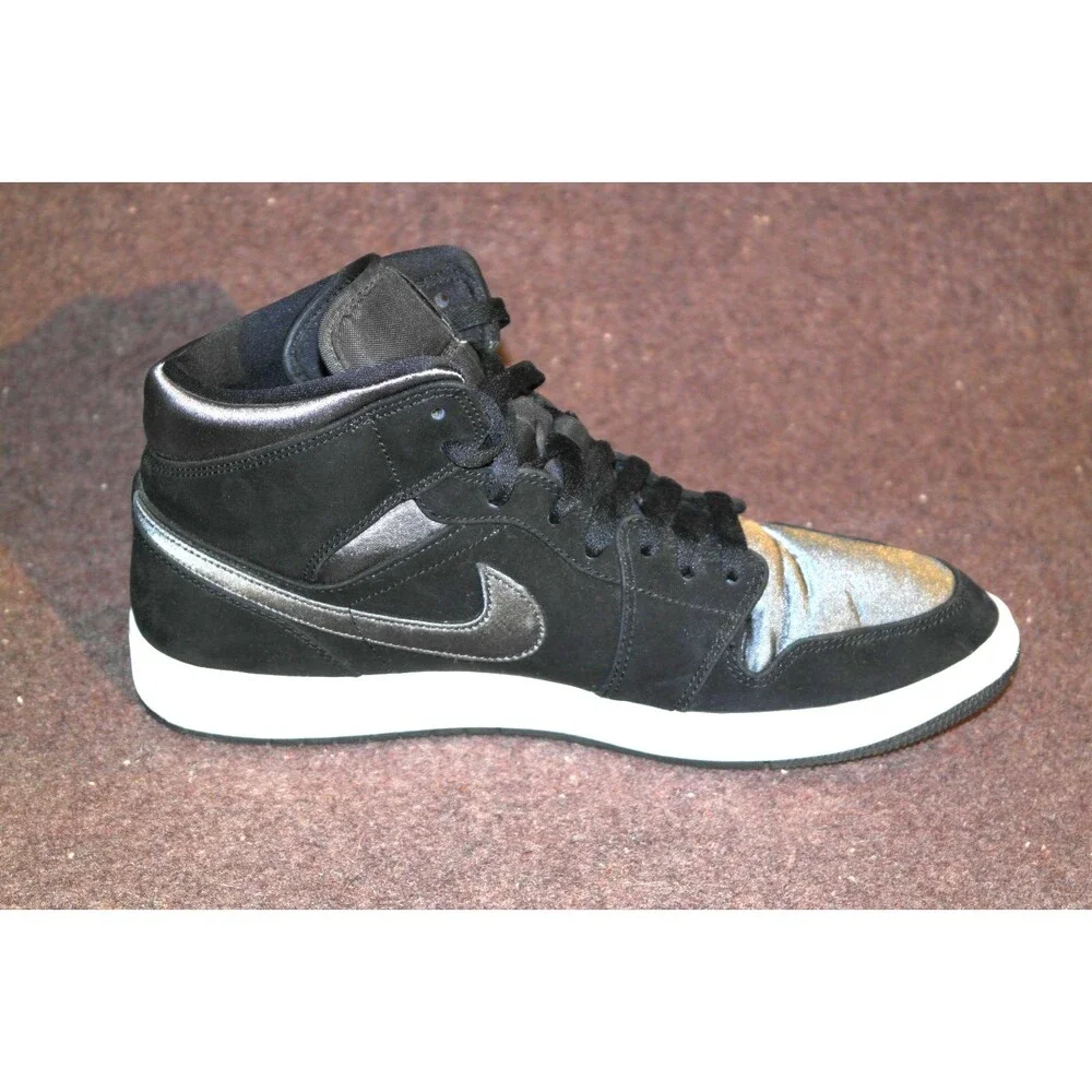 Nike Air Jordan 1 Mid Black Grey Size 11.5 Authentic 852542-012